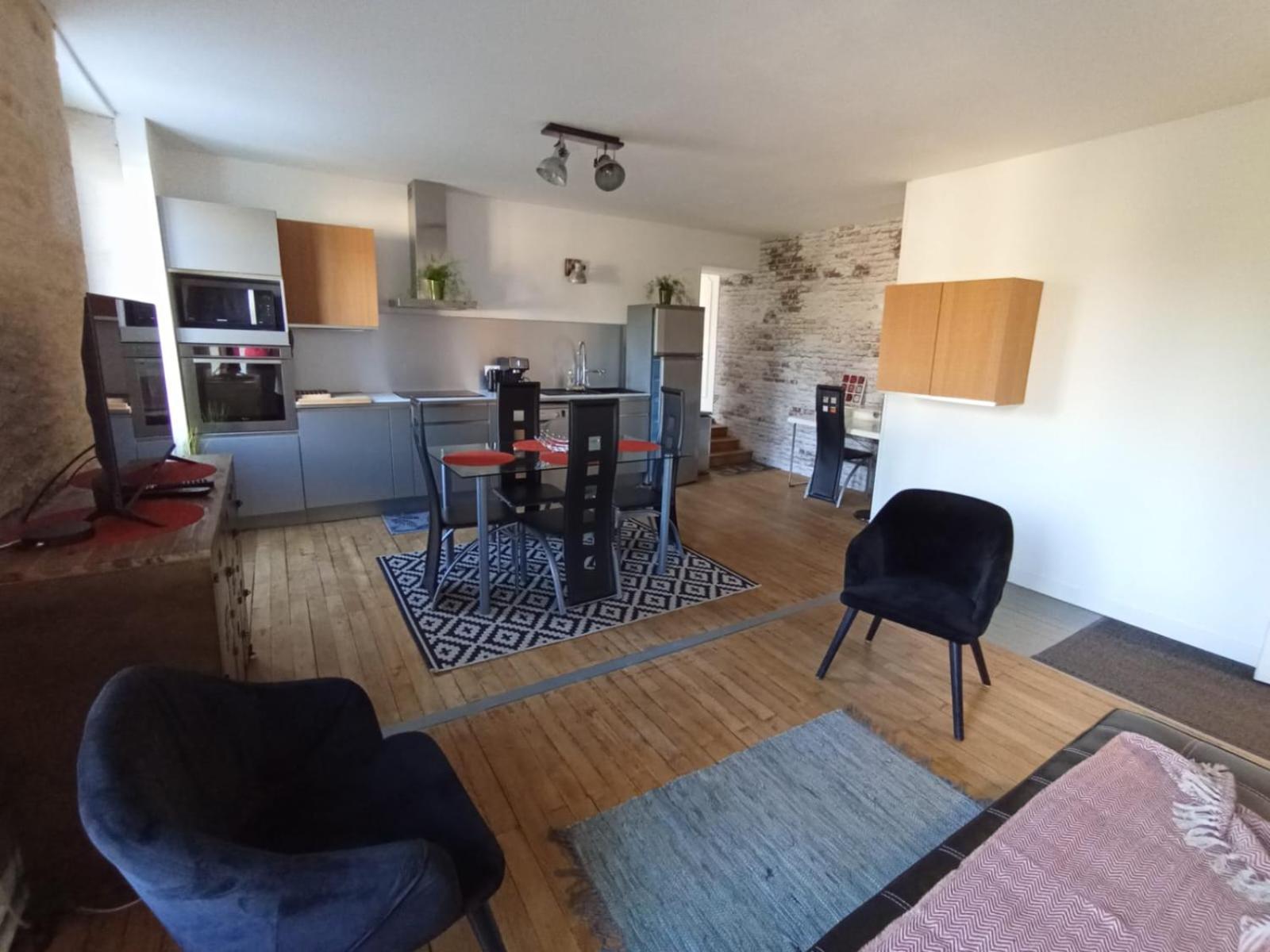 Apartment Au Bord De L'eau Coulon
